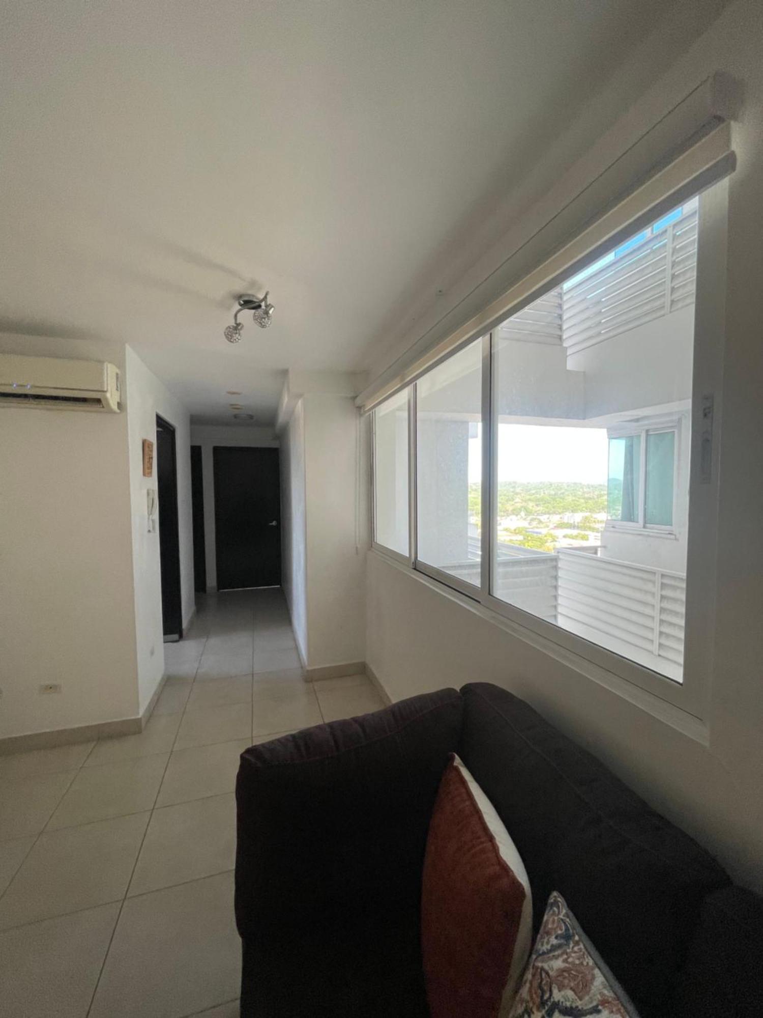 Hab Compartida Con Bano Privado En Un Piso 24 Con Todo Lo Necesario Panama (ville)