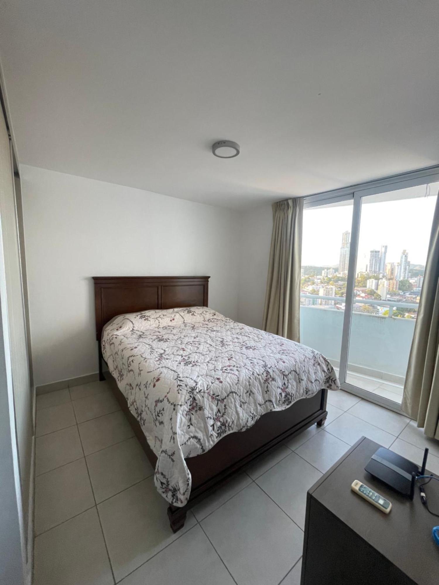 Appartement Hab Compartida Con Bano Privado En Un Piso 24 Con Todo Lo Necesario *